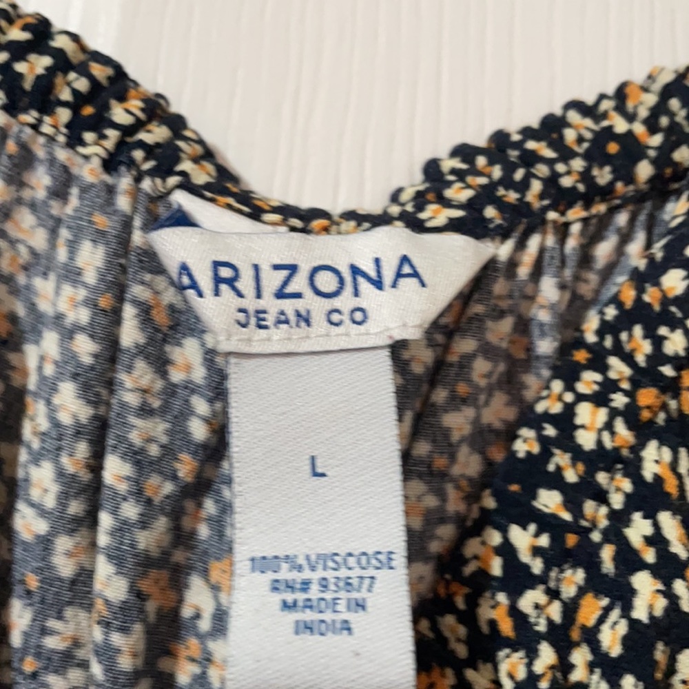 Used - Picture 2 of 2